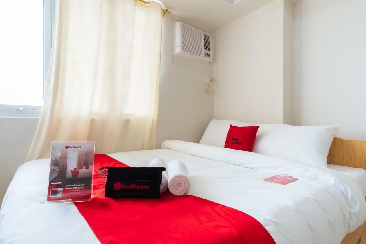 Reddoorz Plus @ Silk Residences Sta. Mesa Monthly Stay Manila Kültér fotó