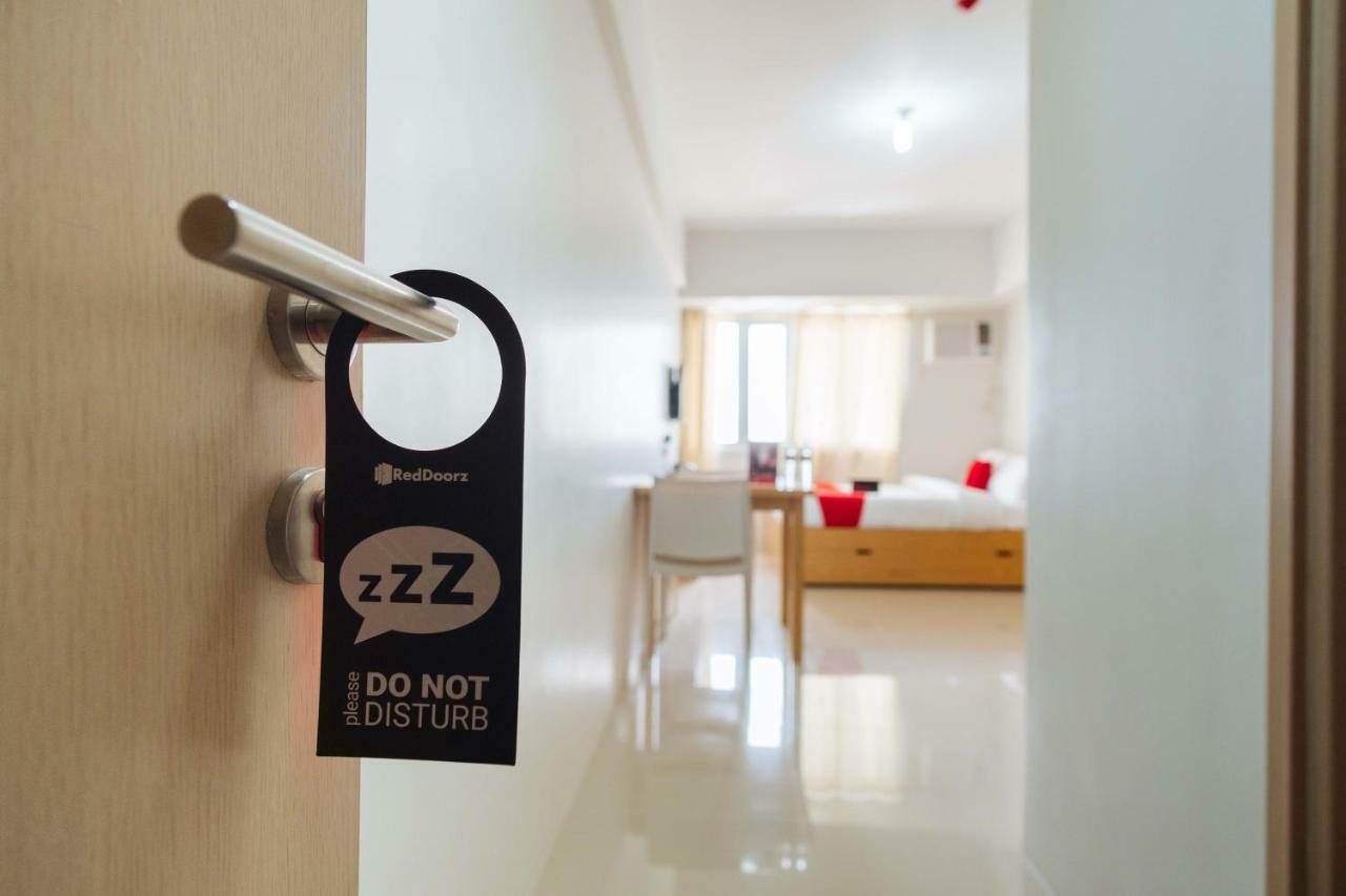 Reddoorz Plus @ Silk Residences Sta. Mesa Monthly Stay Manila Kültér fotó