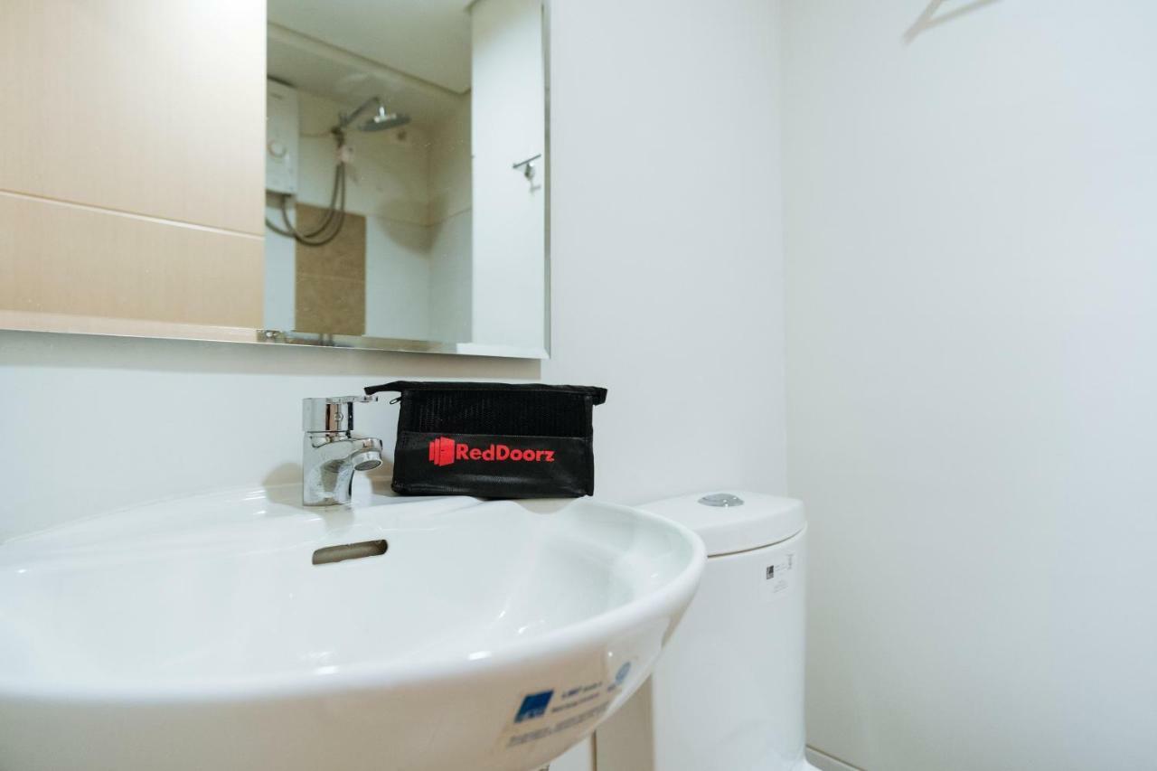 Reddoorz Plus @ Silk Residences Sta. Mesa Monthly Stay Manila Kültér fotó