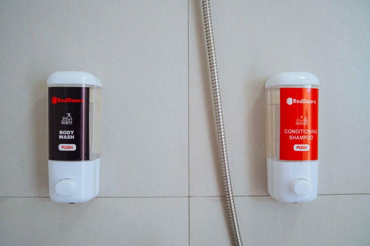 Reddoorz Plus @ Silk Residences Sta. Mesa Monthly Stay Manila Kültér fotó